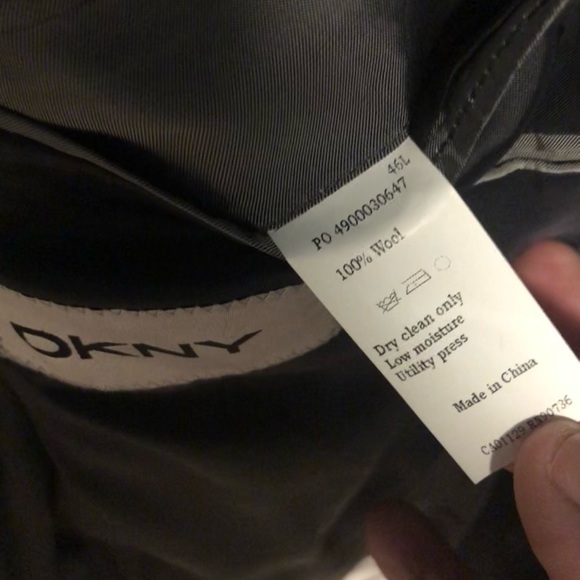 DKNY Men’s Blazer Size 46L - Picture 3 of 3